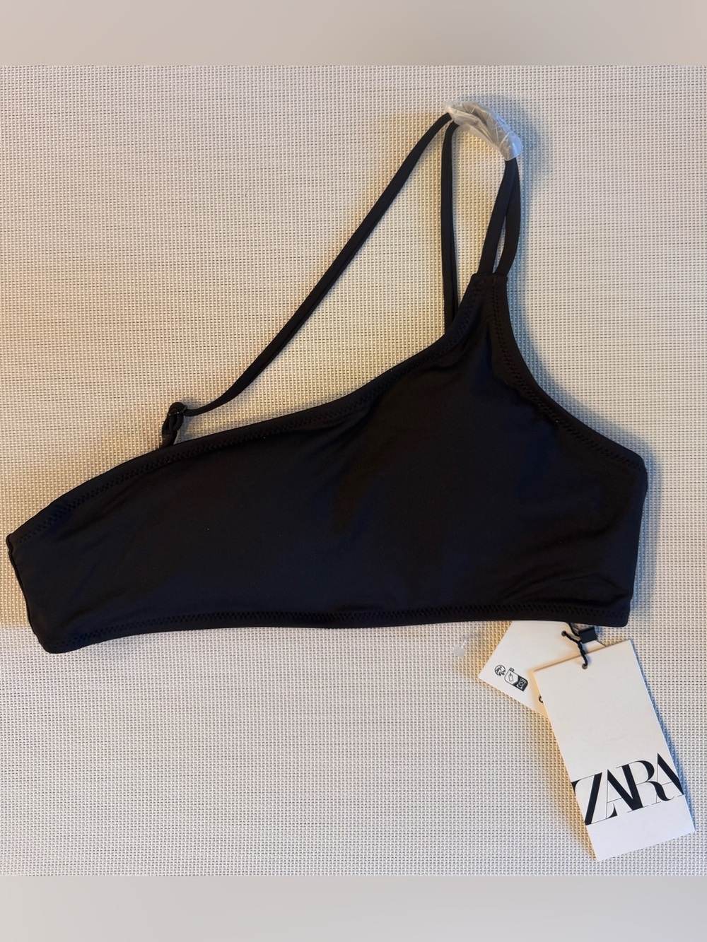 Zara NWT Black One-Shoulder Bandeau Top size S